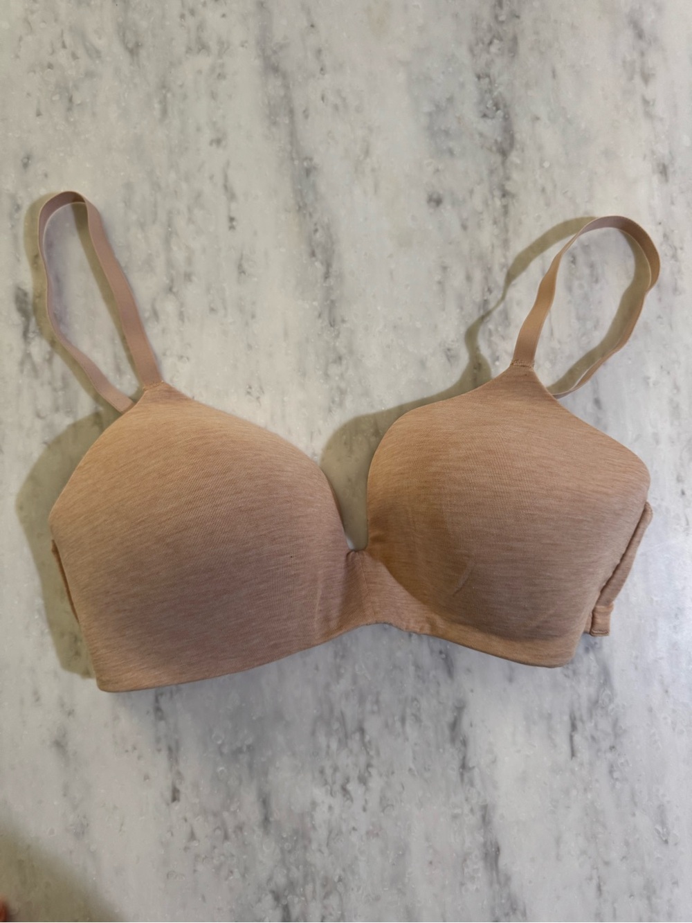 Gap Body Breathe Wireless Everyday Smooth Nude Comfortable Soft T-Shirt Bra 36D